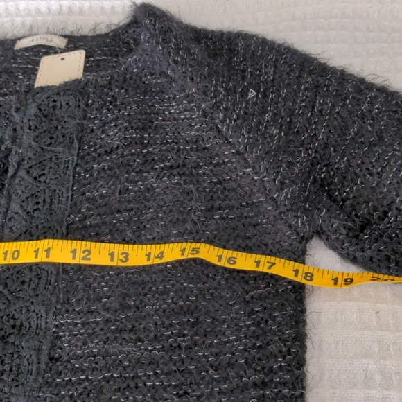 In Style Sweater Jacket - Picture 5 of 8